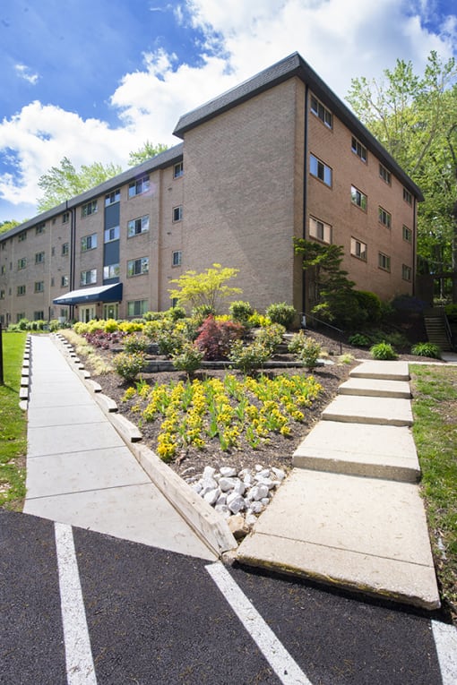 Somerset at Towson Photos and Videos